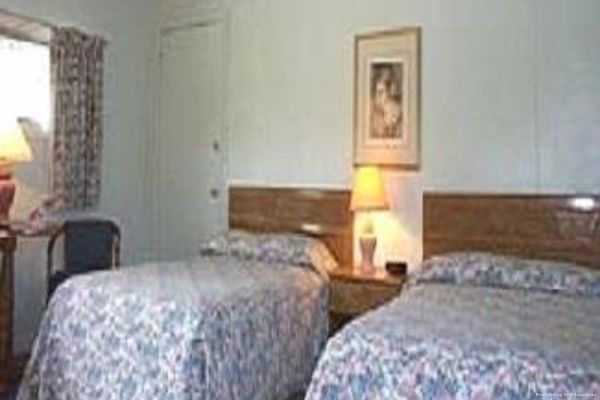 Oak Dell Motel (New London)